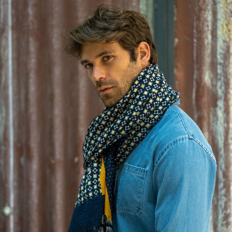 A Man's Guide to the Scarf - Besos Scarves