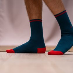 Chaussettes maille piquée  Bleu paon et rouge
