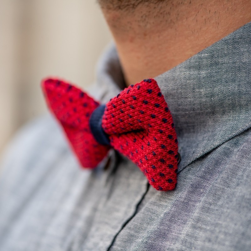 Red and blue cotton knit bow tie