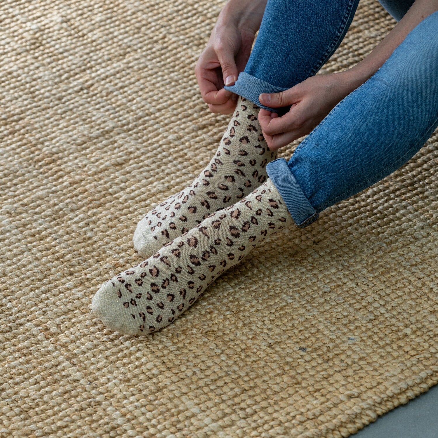 Chaussettes pailletées en coton peigné Léopard - Beige