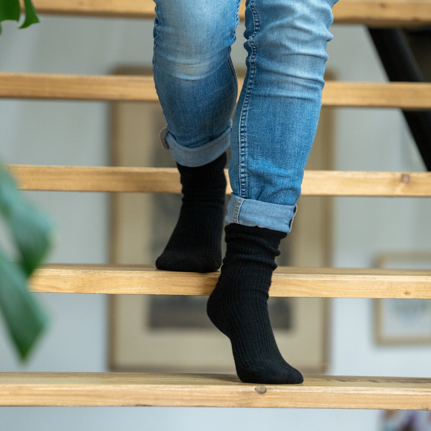 Wool socks with angora Black