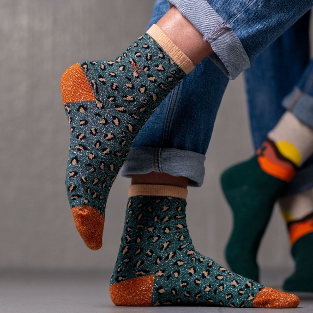 Chaussettes pailletées en coton peigné Léopard - Vert et camel