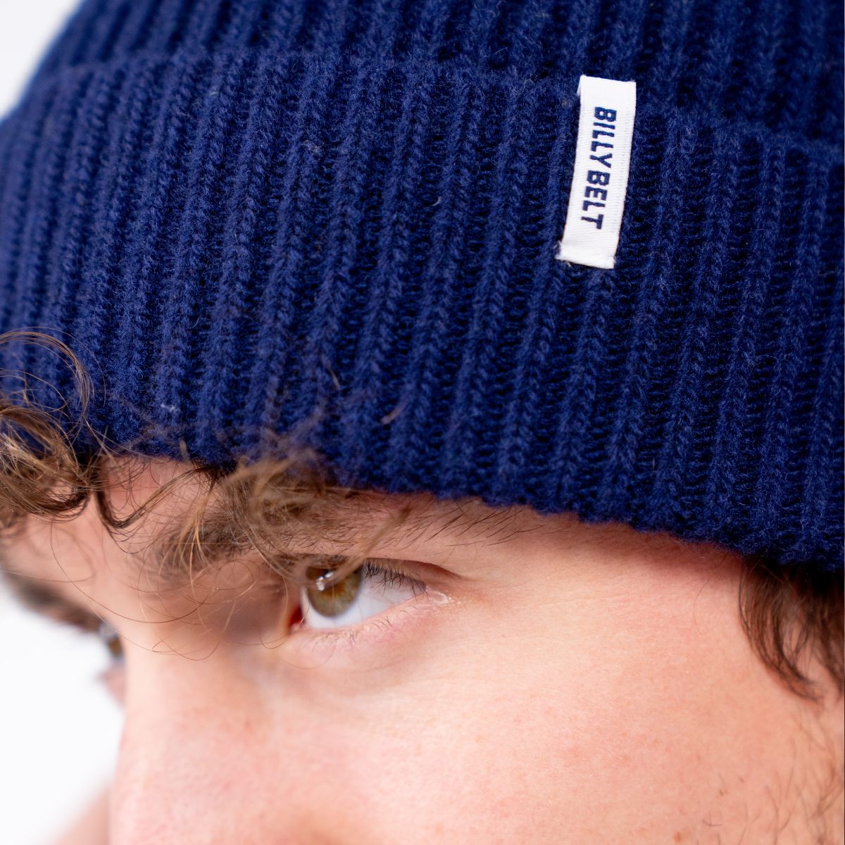 Lambswool hat Deep blue