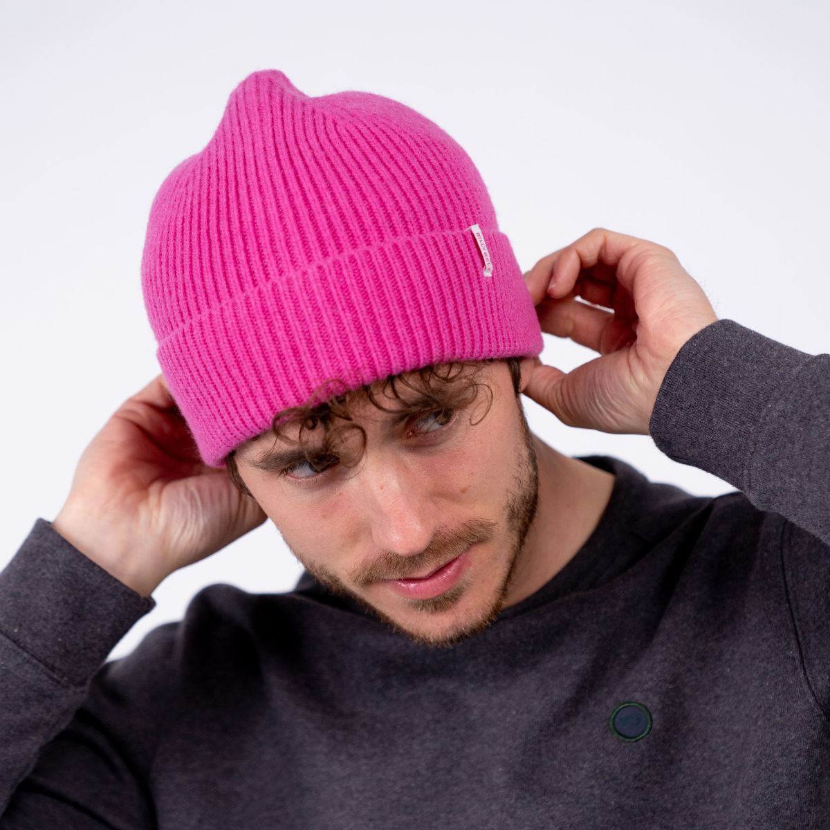 Lambswool hat Pink bubblegum