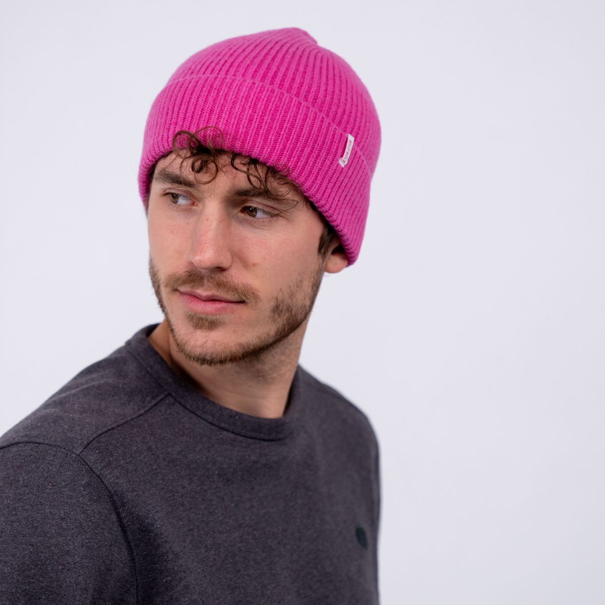 Lambswool hat Pink bubblegum