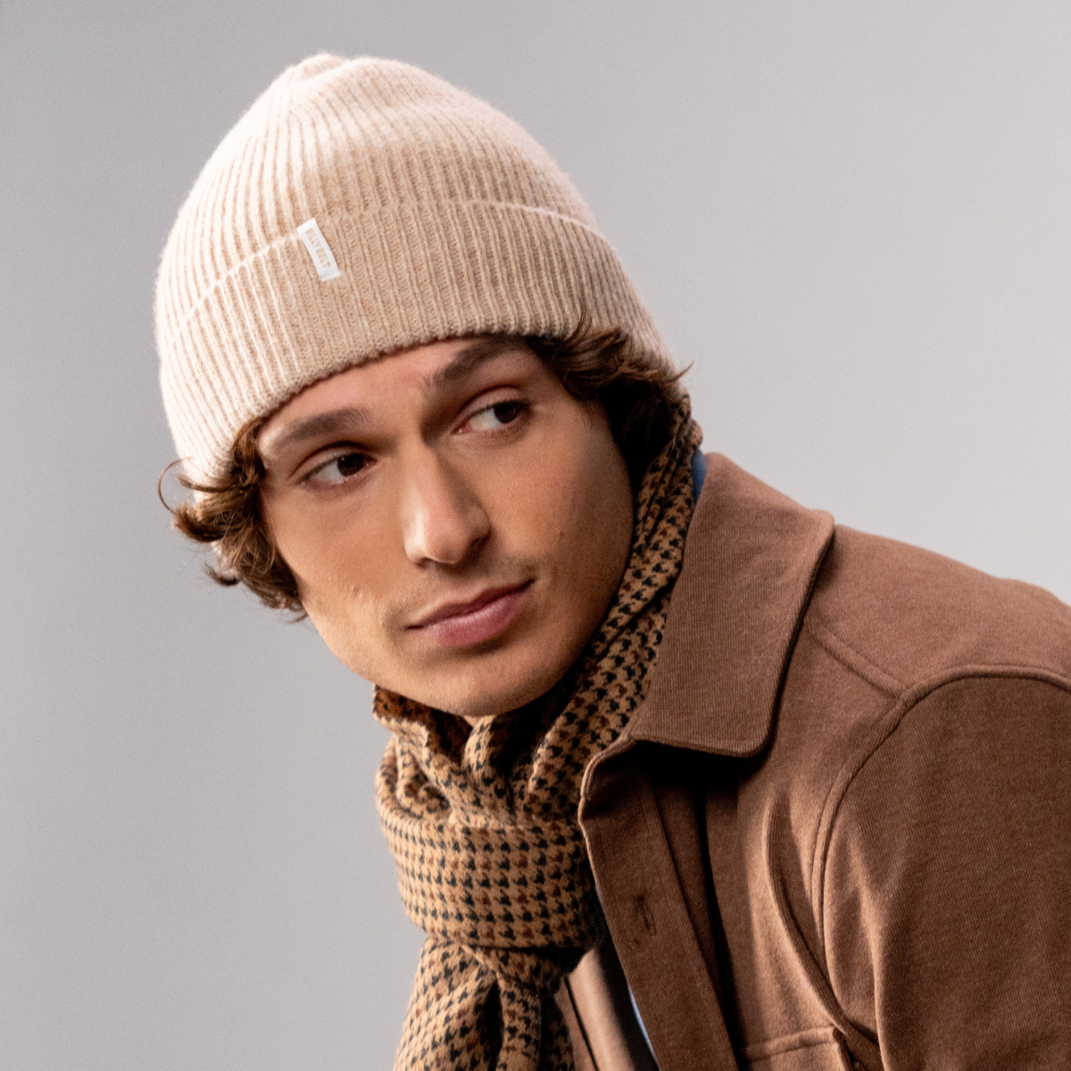 Bonnet en laine d'agneau Beige