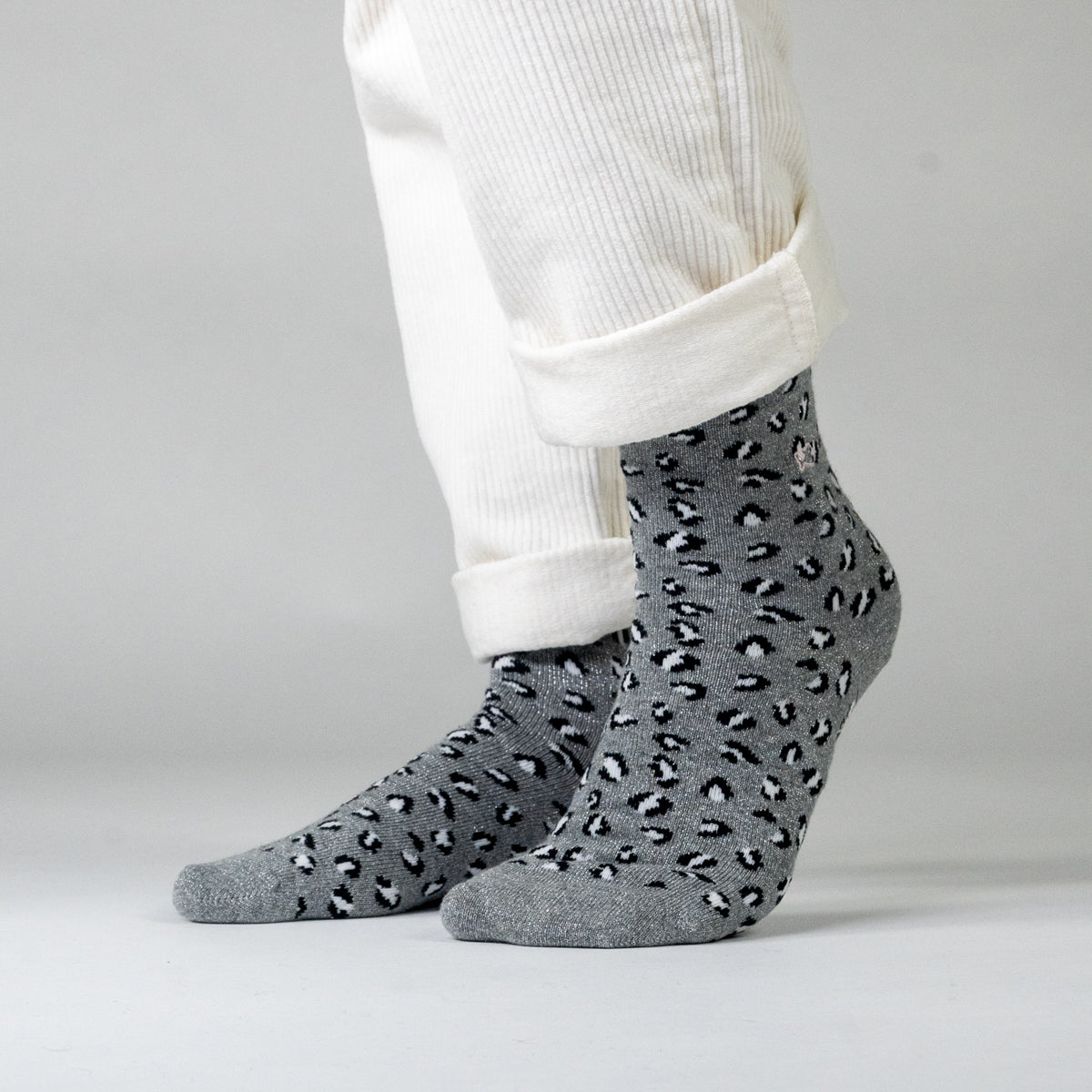 Chaussettes en coton peigné Léopard - Gris