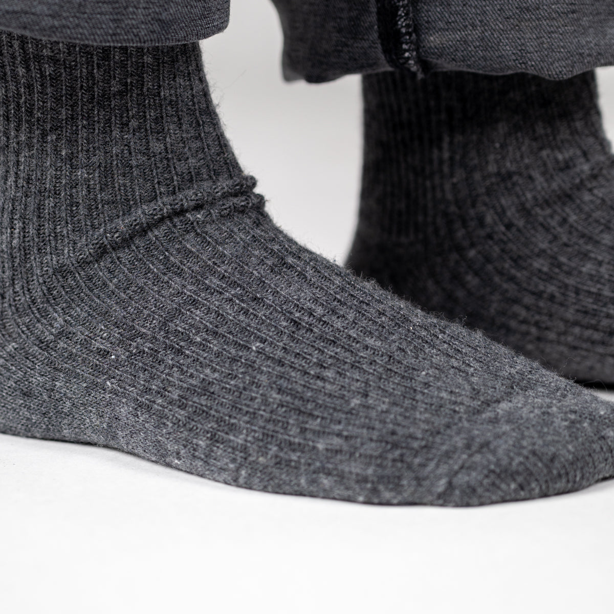 Chaussettes en laine avec angora Gris foncé