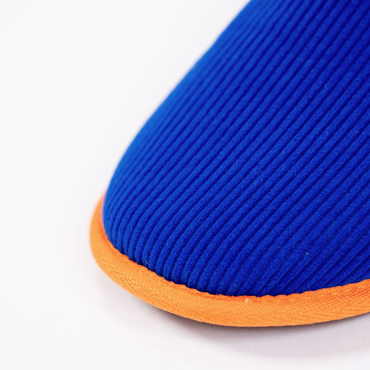 Ribbed velvet slippers Electric blue