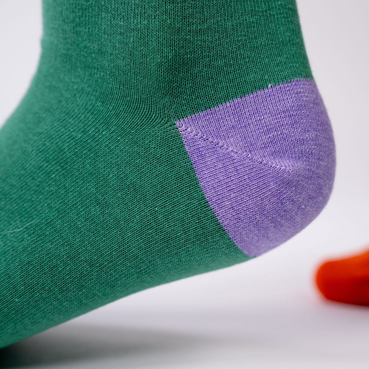 Socks in combed cotton Plain - Green (purple-orange)